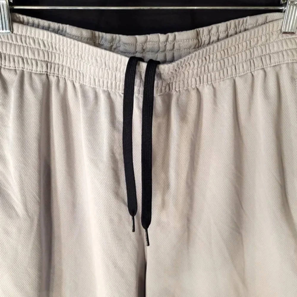 Adidas Lightweight Performance Shorts - Picture 4 of 9